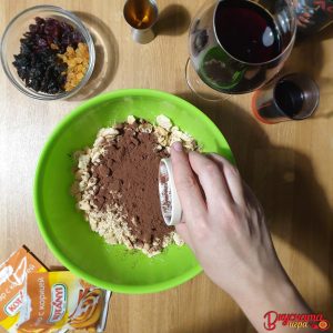 Бисквитена торта с греяно вино / Mulled Wine Biscuit Cake